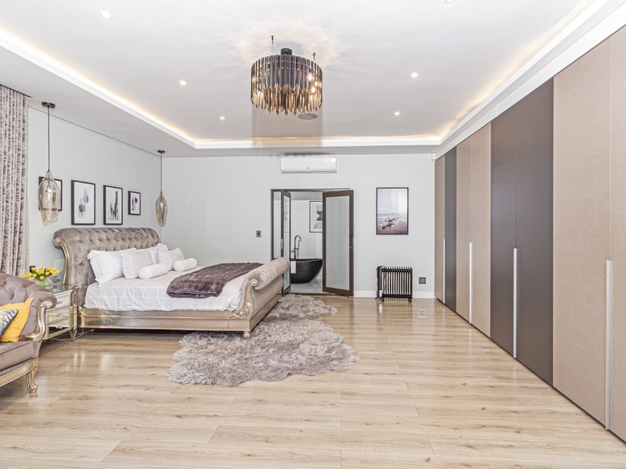 6 Bedroom Property for Sale in Birdwood Estate North West